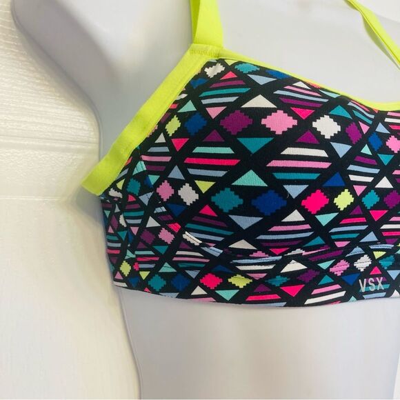 Victoria's‎ Secret VSX Angel Sport Bra Size 32B Colorful Strappy Memory Fit NEW - Picture 2 of 11